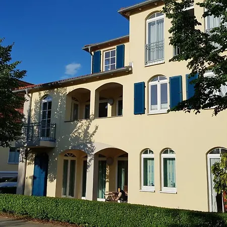 Strandkuesschen Apartment Kuehlungsborn