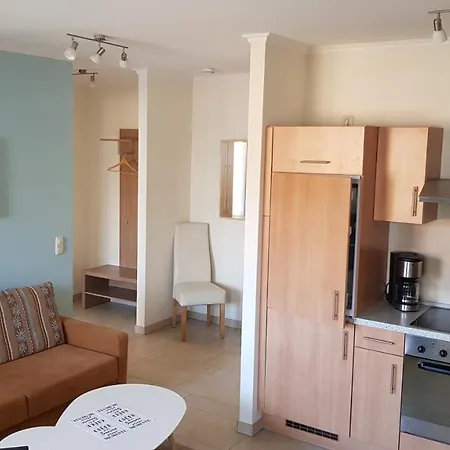 Strandkuesschen Apartment Kuehlungsborn